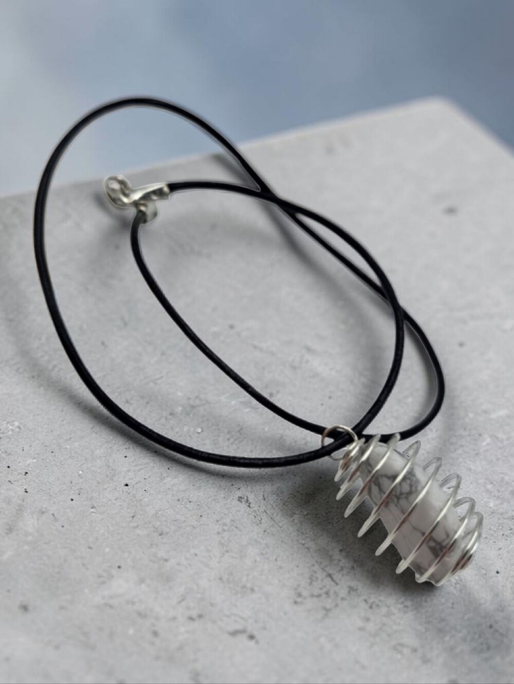 Handmade Howlite Stone Pendant in Silver Spiral Cage Necklace